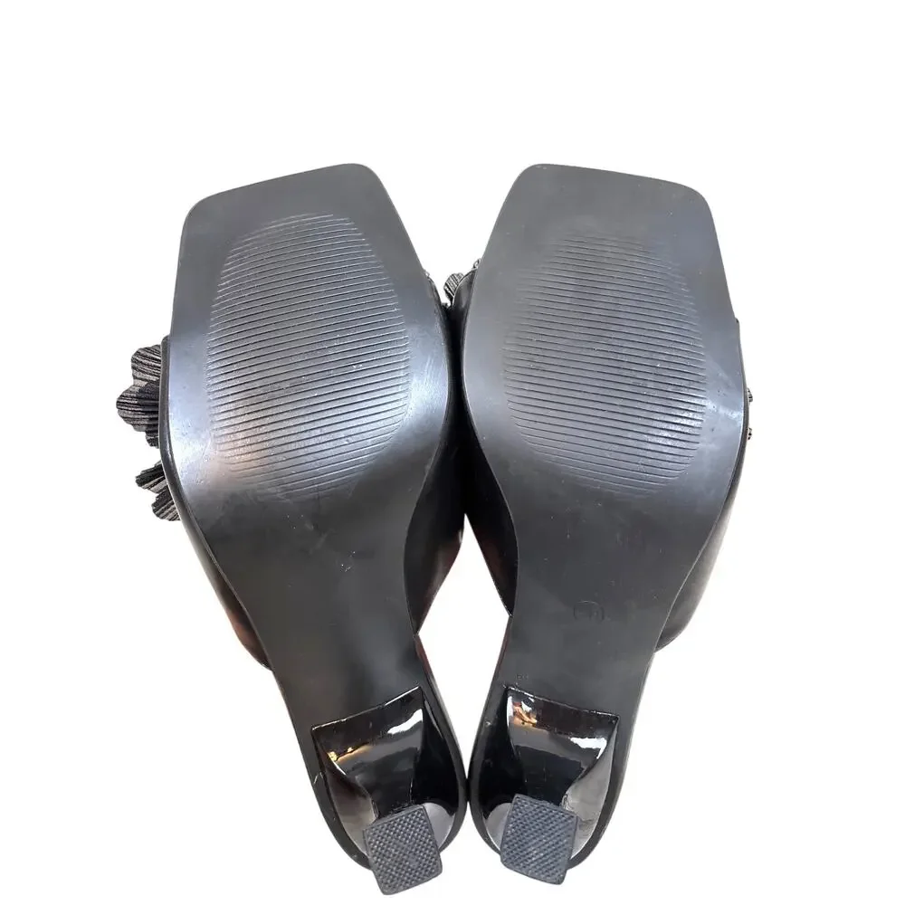 Unbranded Womens 9 Black Floral Applique Faux Leather Heels Party Shoes NEW
